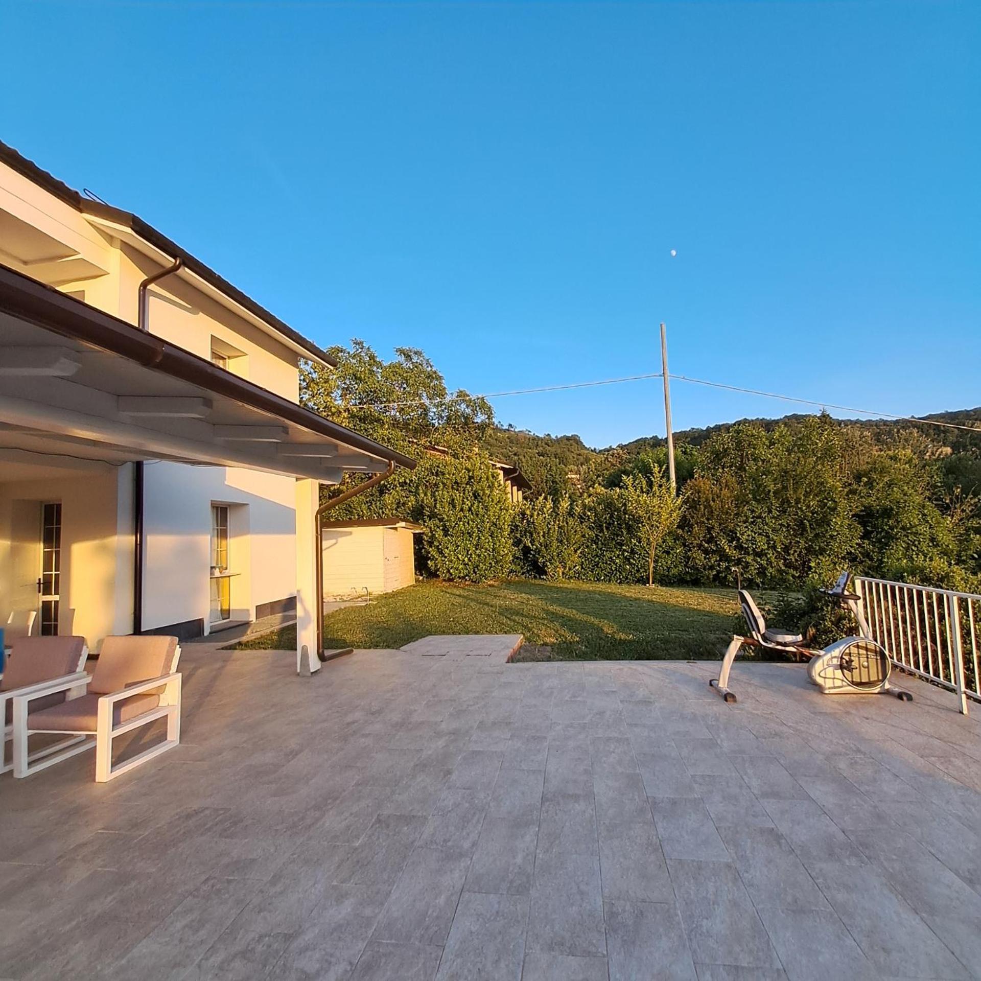Terrazzaponente Acomodação com café da manhã Monte San Pietro Exterior foto